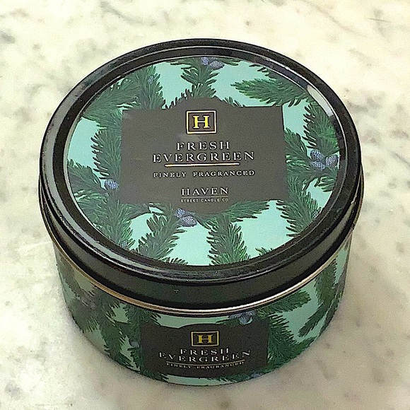 HAVEN STREET CANDLE FRESH EVERGREEN  RICHLY SCENTED 1 WICK TIN GREEN SOY WAX NEW - Picture 2 of 4